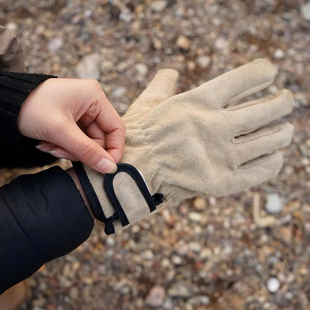 Luvas industriais extremamente macias da produção do couro do falso resistente do fogo reusável das luvas da soldadura de caminhada para exterior