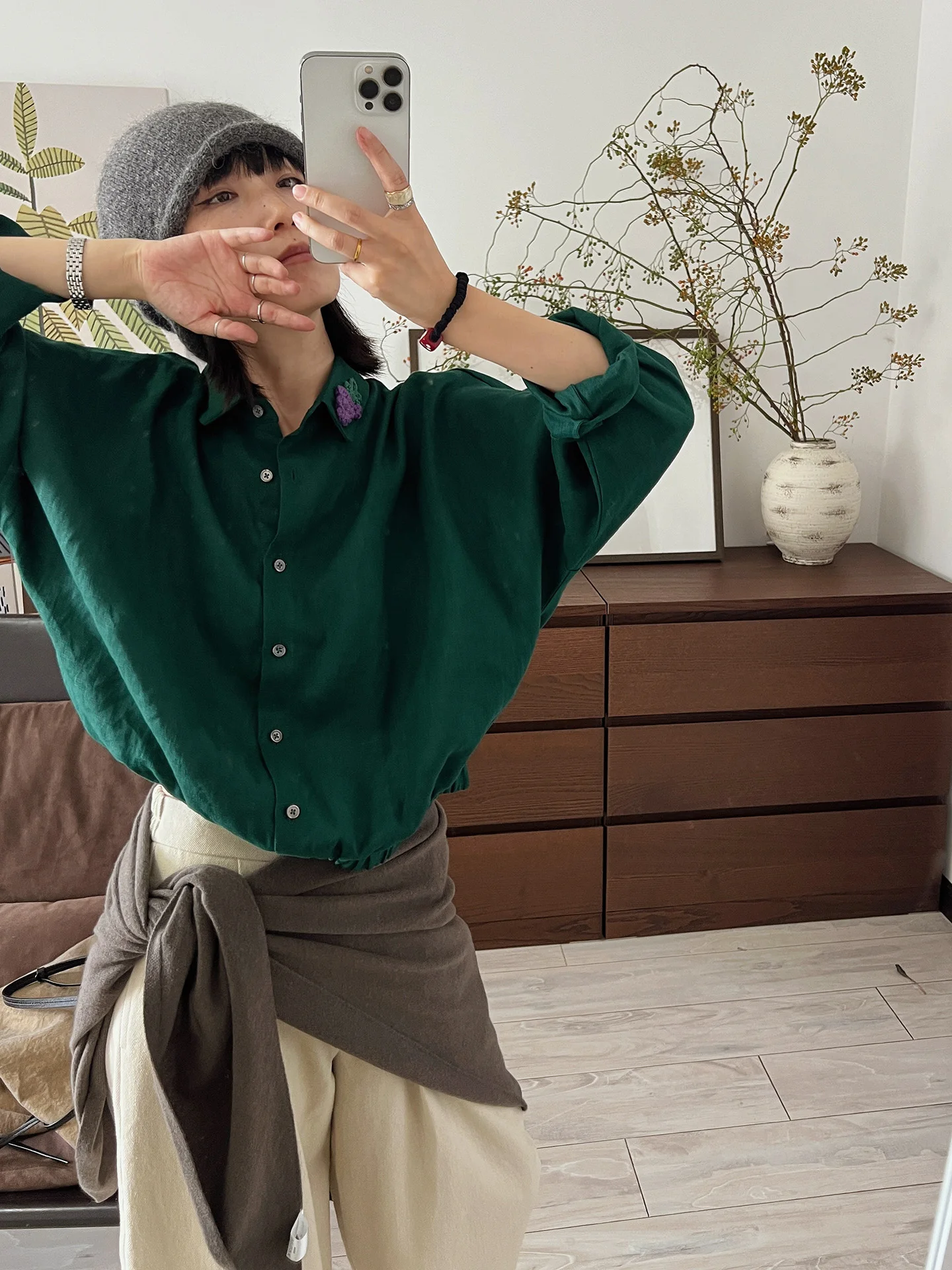 

Женская льняная рубашка свободного кроя с рукавами «летучая мышь», однотонная, универсальная, с длинными рукавами, с цветочным узором, для зрелых женщин