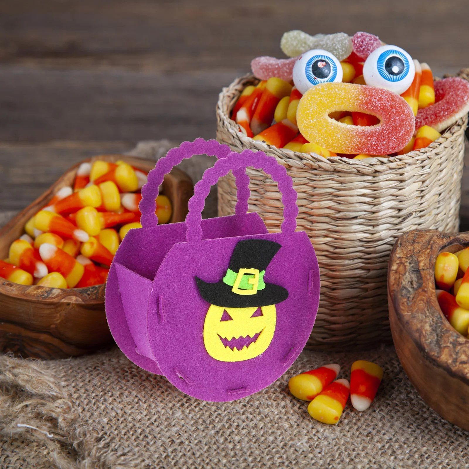 

4pcs Halloween Candy Bag Witch Ghost Bats Purple Felt Tote Handheld Bags Kids Party Supplies Festive Decorations