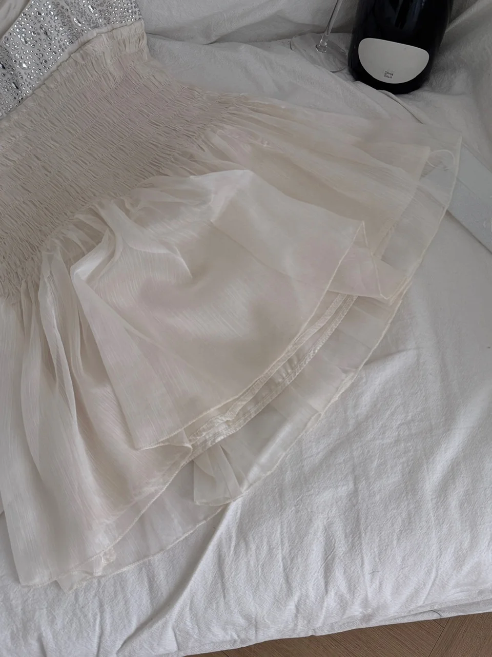 

Princ Sle Gathered Waist ter Top with Skirt Front Design Pure Desire Beige Strap Vest Faionable Two-Piece Set