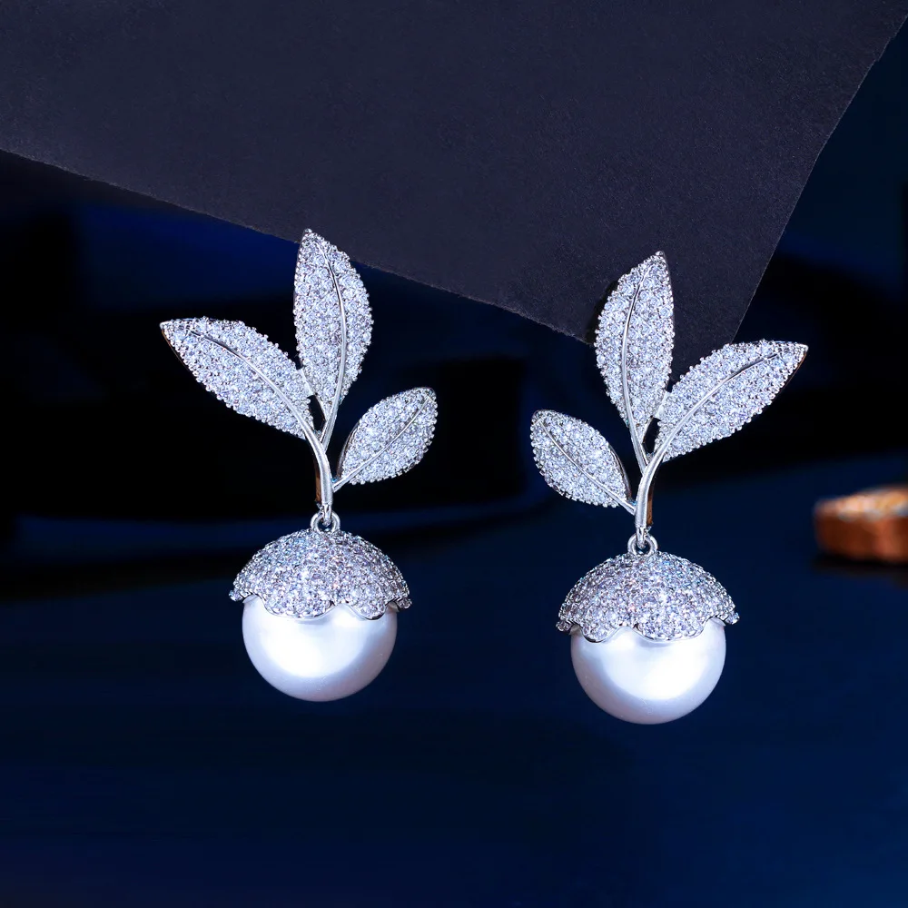 S925 Silver Needle Accessible Luxury Elegant Niche High-End Pearl Earrings Micro-Encrusted Zircon Leaf-Shaped Pearl Earrings, Valentine's Day, New Year, Mother's Day, Birthday, Gift, Party, Graduation Season