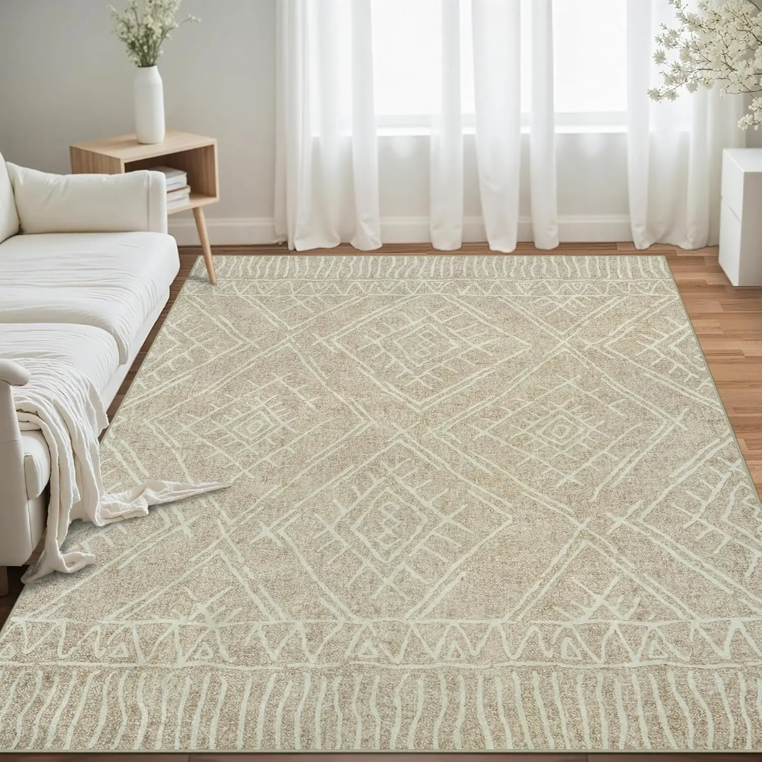 

Washable Rug Modern Geometric Soft Low Pile Non-Slip Stain-Resistant Carpet for Bedroom Dining Room Home Office - Beige