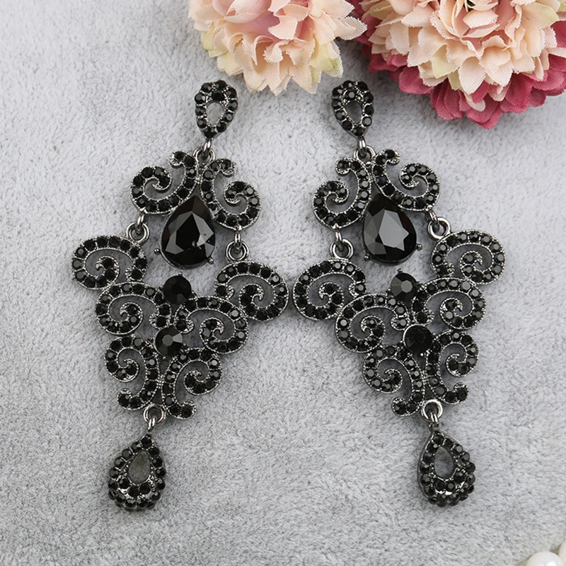 Luxury Jewelry Accessories Gothic Evening Glamour Long Big Chandelier Crystal Rhinestone Black Bold Statement Earrings for Women