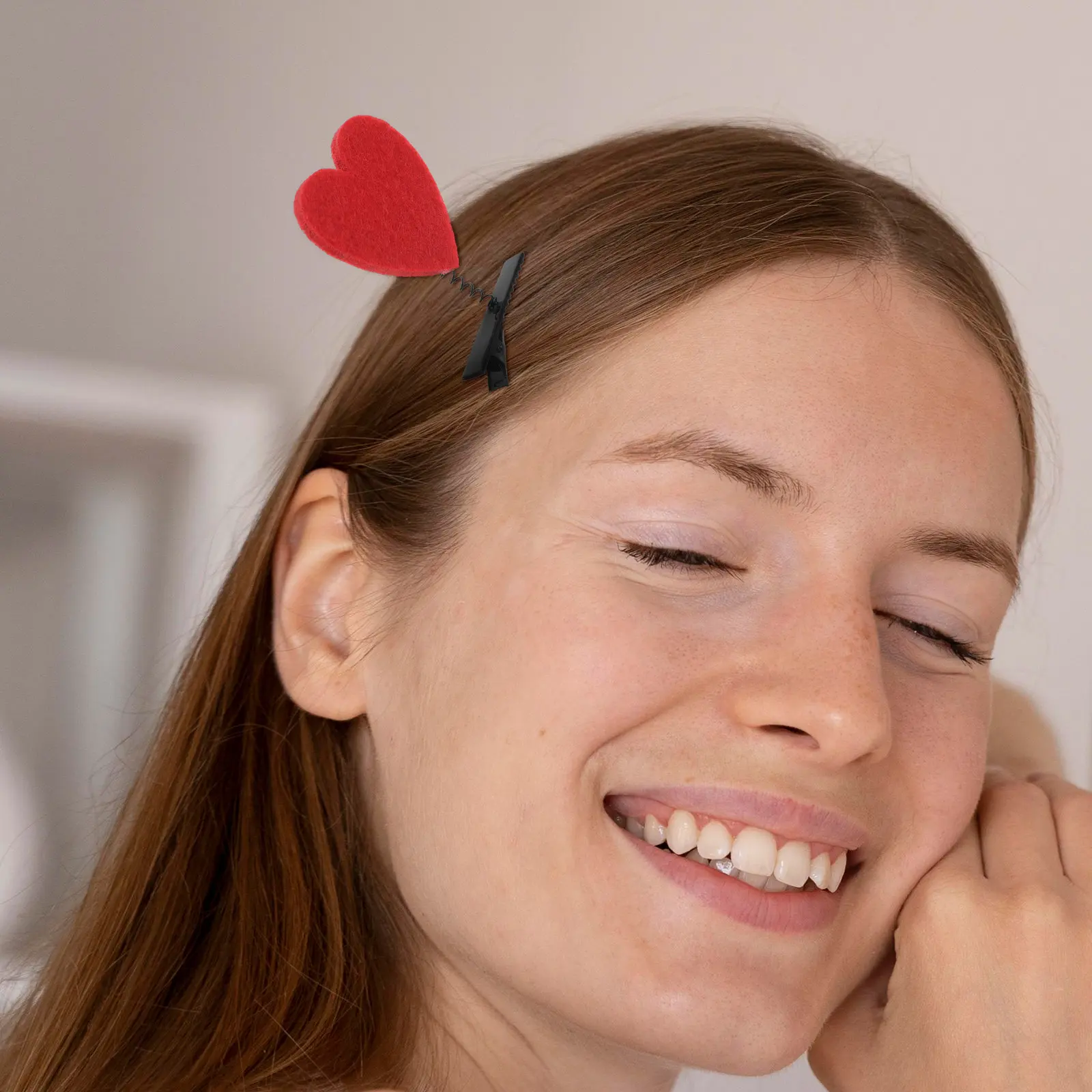 

10Pcs Heart Hair Clips Red Cute Heart-Shaped Hairpin Set Romantic Valentine Day Accessories Party Favors Girls Hair Barrettes