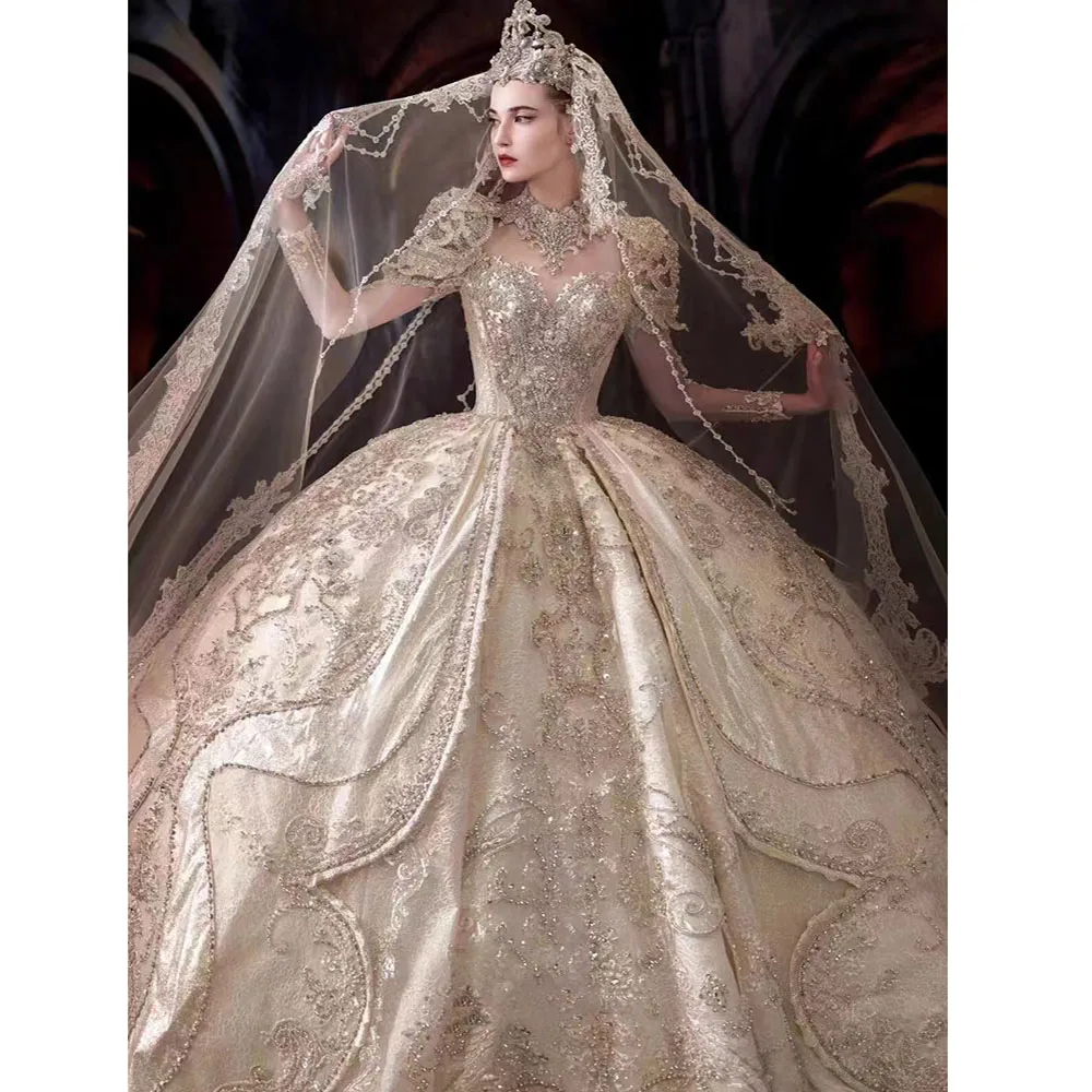 Luxury Gorgeous Bride Dress Delicate Embroidered Applique V-neck Royal Tail Long Sleeve Ancient Castle Style Grand Queen Dress