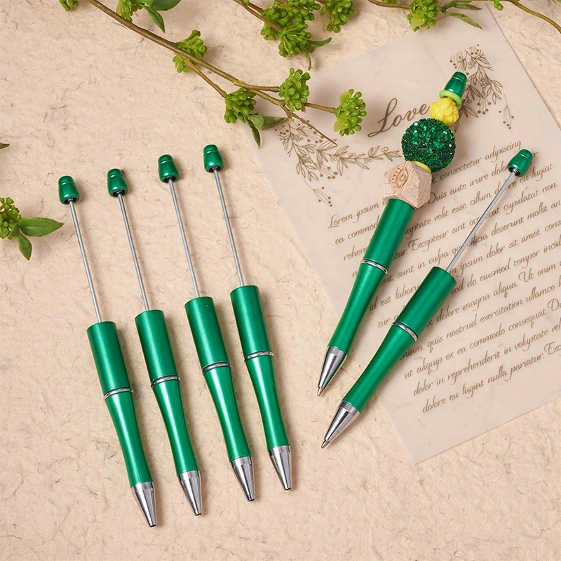 30 ชิ้นคริสต์มาส Beadable ปากกาลูกปัดปากกา DIY ลูกปัดพลาสติกปากกา Xmas Tree ลูกปัดปากกาสําหรับโรงเรียนสํานักงานของขวัญ Craft Party Supplies