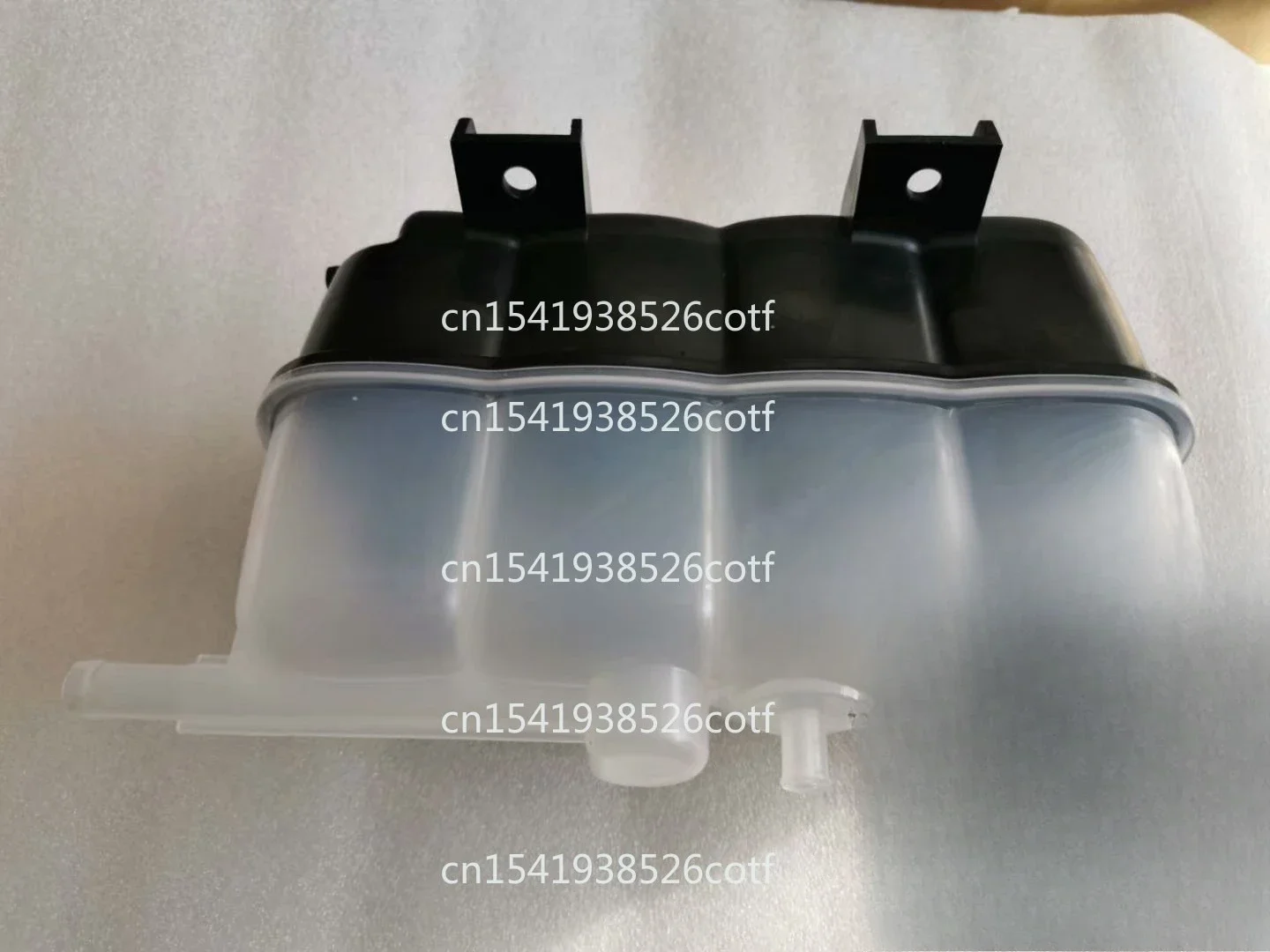 QX56QX80 غلاية تجديد خزان المياه تول Y62 خزان المياه المساعدة وعاء الماء غلاية التخزين الأصلية