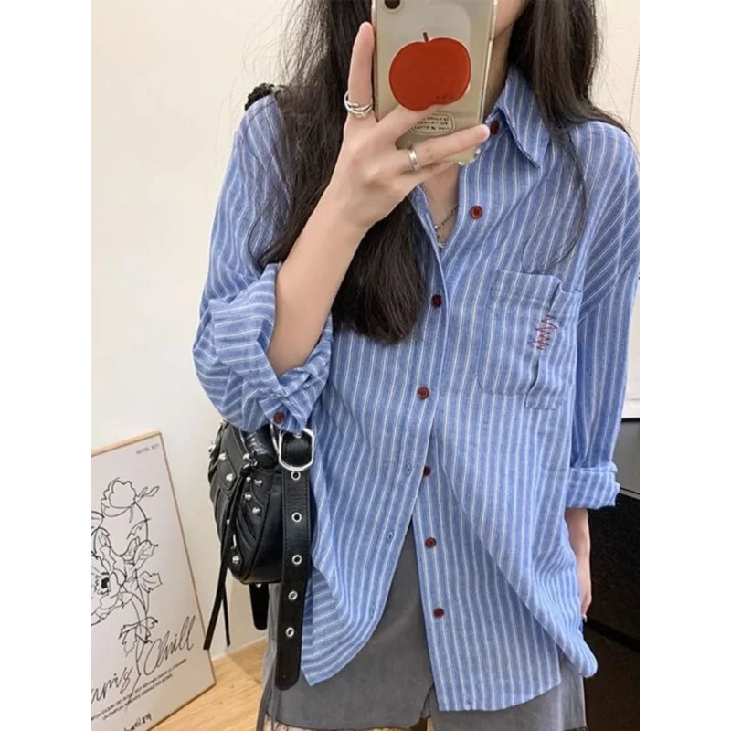 قميص مخطط أزرق على طراز الكلية الكورية للخريف للنساء، جو أنيق فضفاض ومتعدد الاستخدامات #1