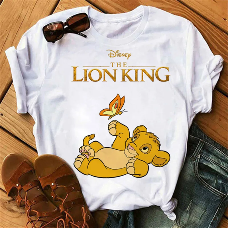 เสื้อยืด Lion King ผู้ชายลายการ์ตูน Hakuna Matata Simba เสื้อยืดน่ารักสำหรับผู้หญิงเสื้อยืดฮาราจูกุตลกๆสำหรับเป็นของขวัญเสื้อคลุมสำหรับผู้หญิง