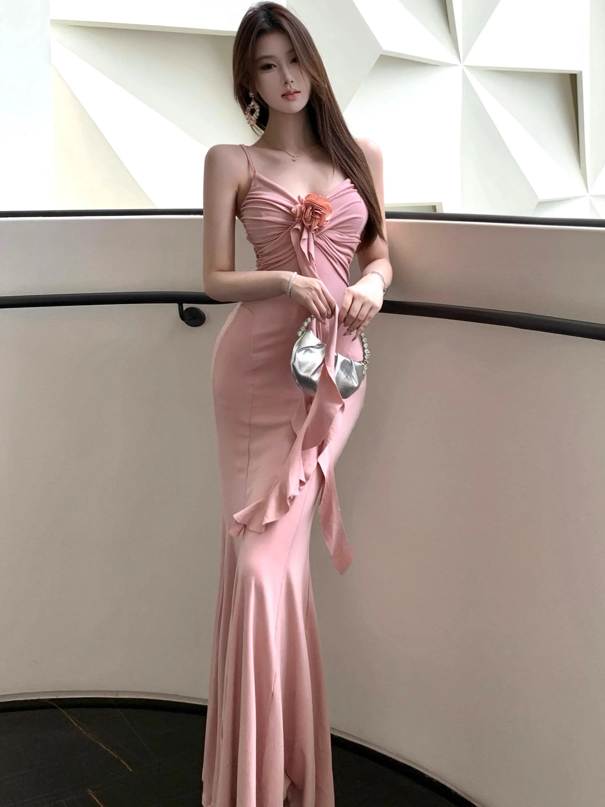 

Ele Fi Tail Gown with Saes And Floral Design Faionable Sexy Long Dr for Par Wedding Anniversary And Banquet