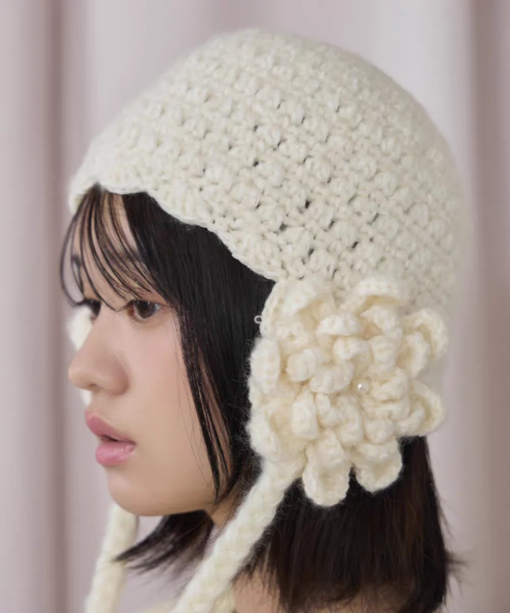 Pure Color Ear-Protecting Knitted Hat with Tie Versatile All-Match Floral Casual Style Geometric Pattern for Young Women