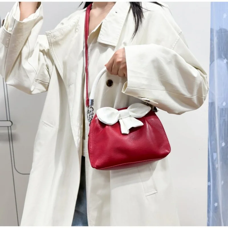 

Women's Handbag Made Of Linen Leather Featuring Elegant Luxembourg Durable Spacious Soft Refined Daily Look