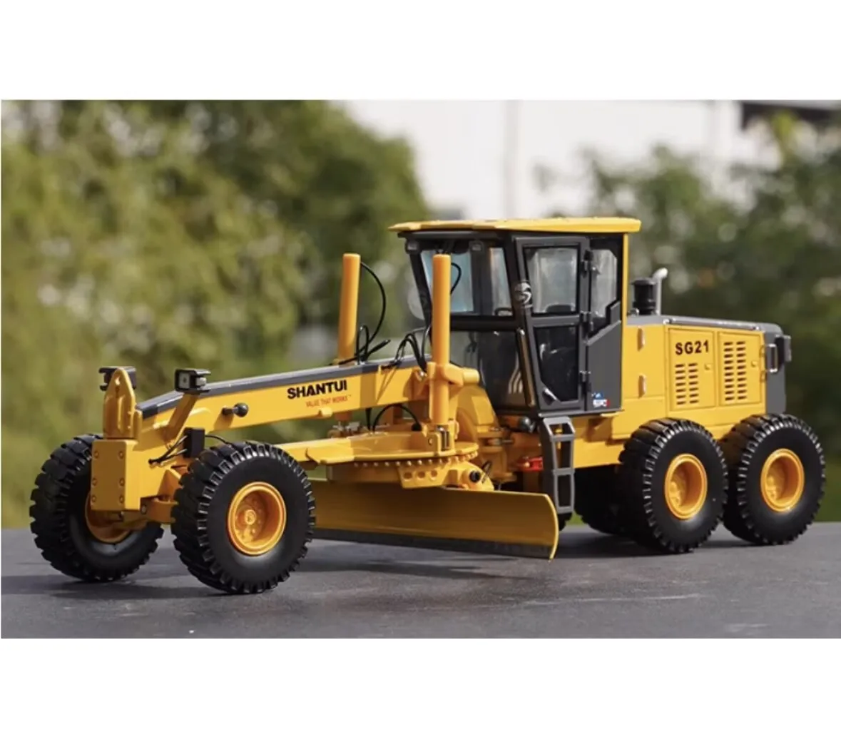 

Three Color! SHANTUI SG21, SG27-G Motor Grader 1/35 Scale Die-Cast Model Birthday Gift Toy Scene Decoration