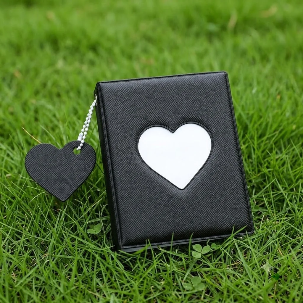 Ein 3-Zoll-Fotoalbumhalter zur Aufbewahrung von Fotos, mit herzförmigem Design, praktisch zum Mitnehmen. – Detail 3