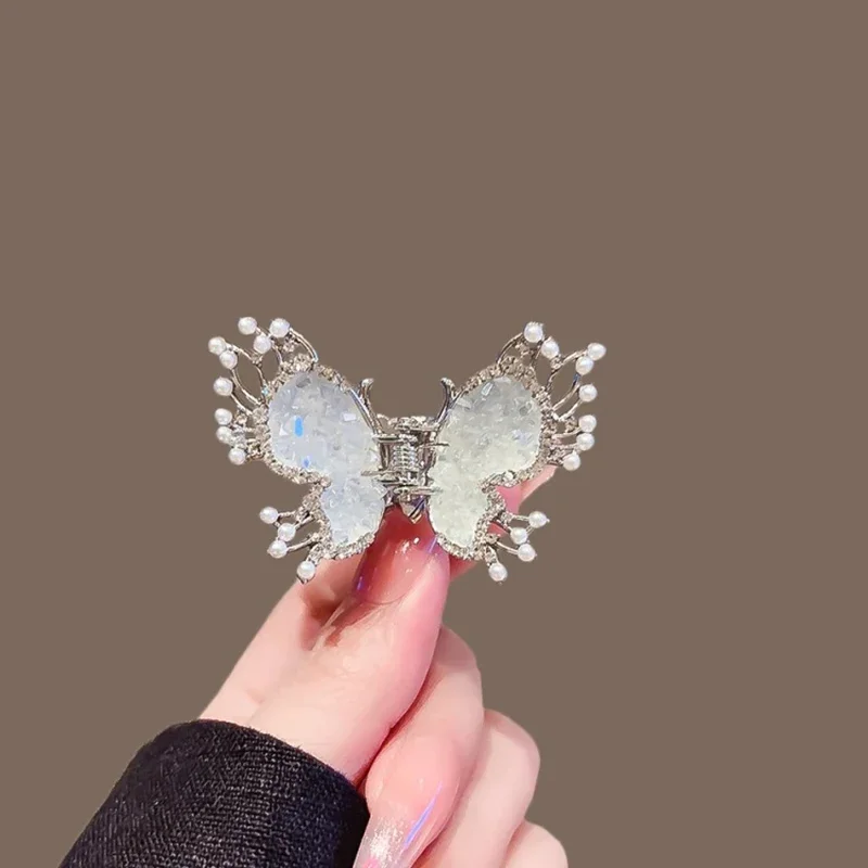 Fee Kristall Perle Schmetterling Haarspange Exquisite Damen Hinterkopf Haftgebundene Haarklammer Niedliche modische koreanische Haar-Accessoires
