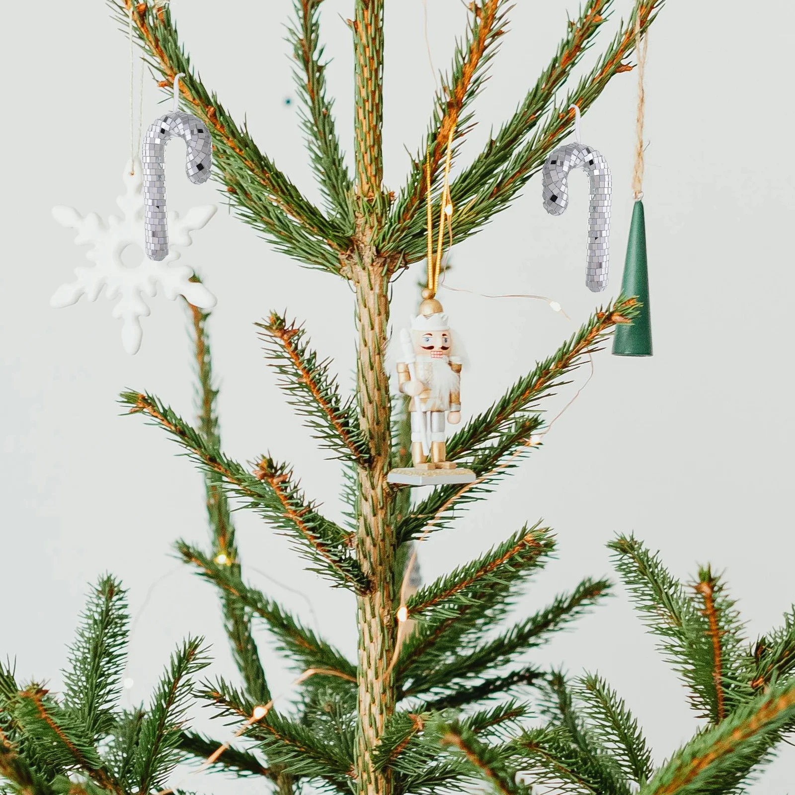 

2Pcs Christmas Candy Cane Ornaments Mirror Finish Hanging Candy Decor Christmas Tree Decorations Holiday Party Supplies