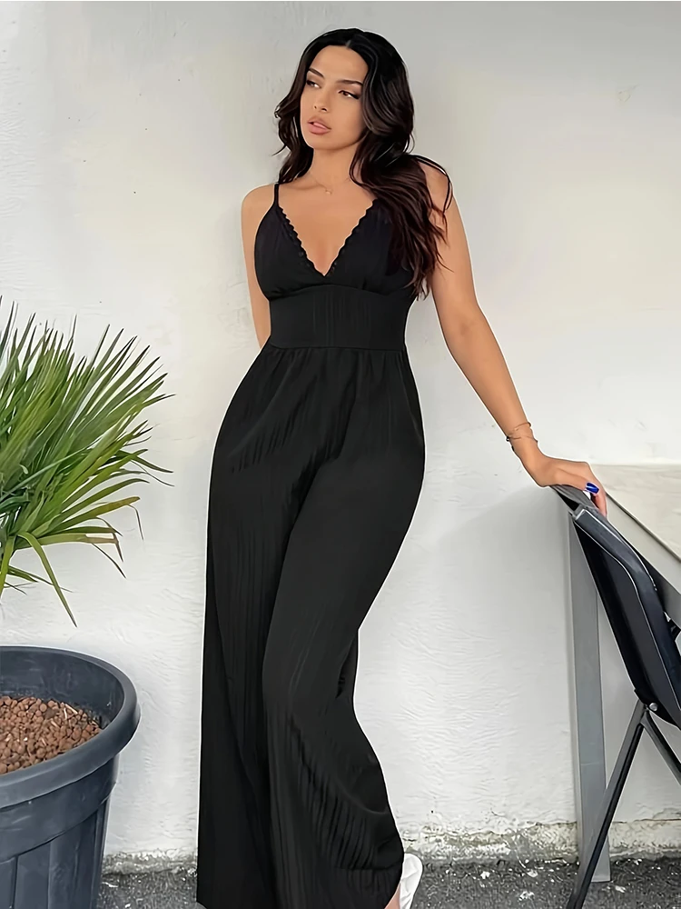 

European and American fashion lace V-neck waist cinching wide leg jumpsuit, women's floor mopping black suspender jumpsuit