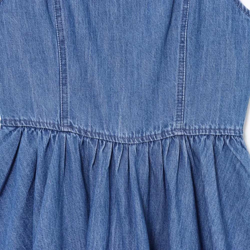 فستان من قماش الدنيم بحاشية واسعة وخصر بدون أكمام وياقة مربعة وسحاب خلفي فستان صيفي جديد للسيدات