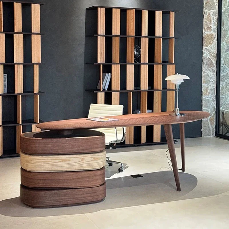 โต๊ะทำงานไม้เนื้อแข็งสไตล์มินิมอลของอิตาลี โต๊ะทำงานมุมโค้งระดับไฮเอนด์ โต๊ะคอมพิวเตอร์แบบหมุนได้