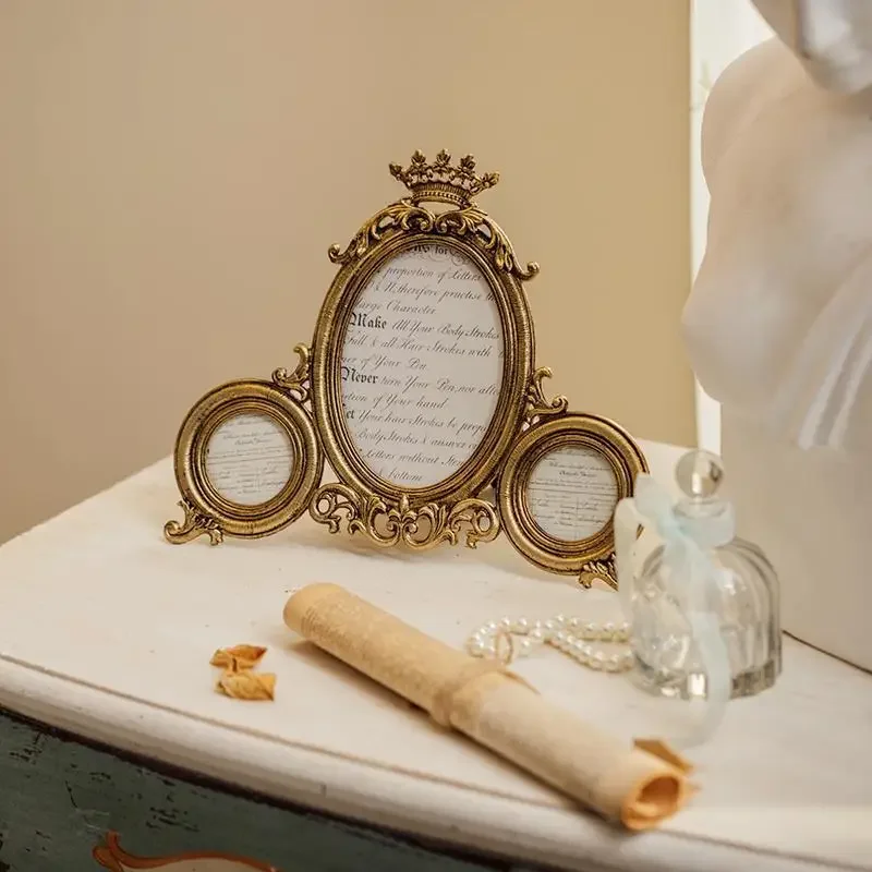 You can live in French alloy photo frame to set the table, high-end 5-inch combination desktop, gold crown retro