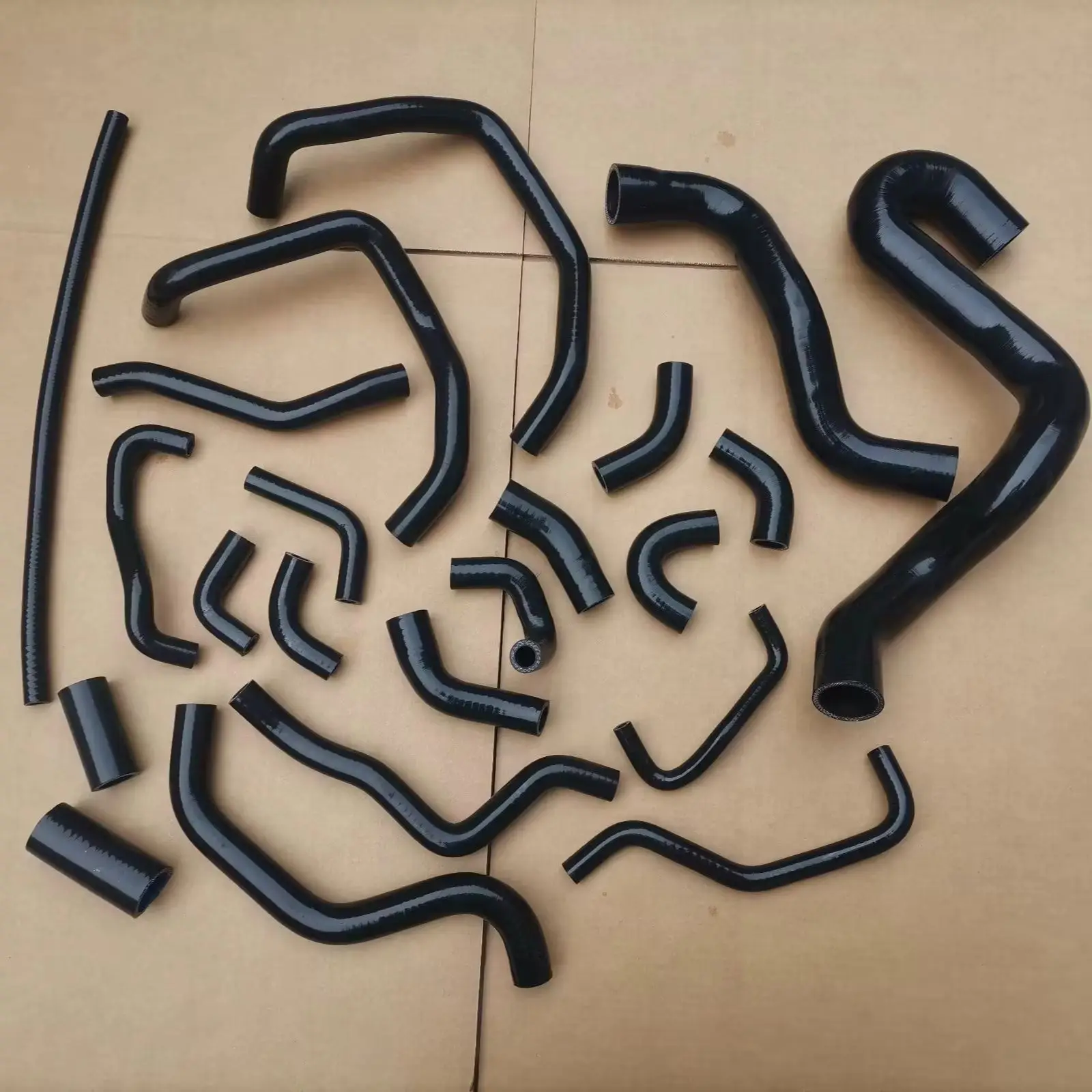 

For Audi Q7 Volkswagen Touareg 4.2 Ltr FSI Quattro 8 cyl BAR AMT 2007-2010 Silicone Coolant Radiator Hose 7L6122101F 7L6122051AA