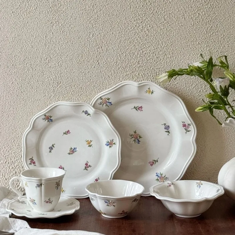 Retro Cerc Plate July Rabbit Deep Di Western Restaurant Pasta Dert Cake Home Use Diwaer Se Plant Floral Pattern