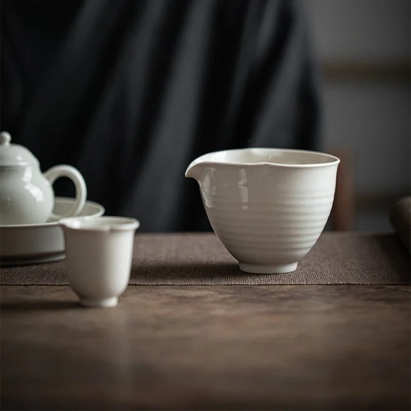1PC Grass and Wood Ash Glaze Fair Cup Ceramic TeaSea Tea Divider Kung Fu TeaSet Uniform Cup Tea Divider Tea Ceremony Accessories