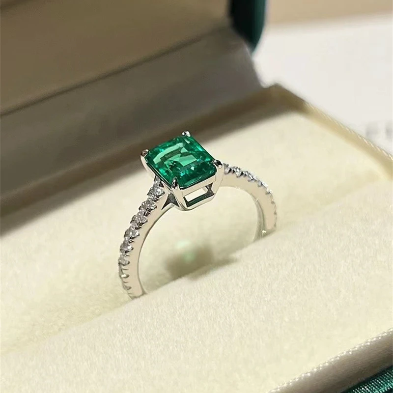 925 sterling silver minimalist emerald gemstone ring for women, open-end, light luxury, fashionable, high-end, romantic