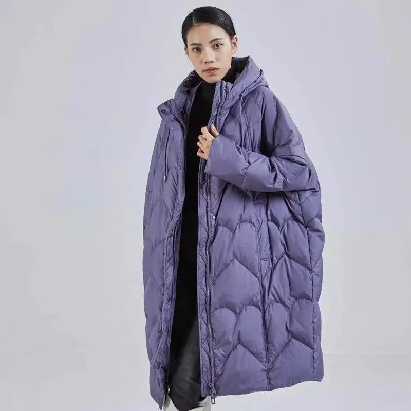 Piumino oversize in ganso con cappuccio da pendolare allentato da donna nuovo inverno 2025