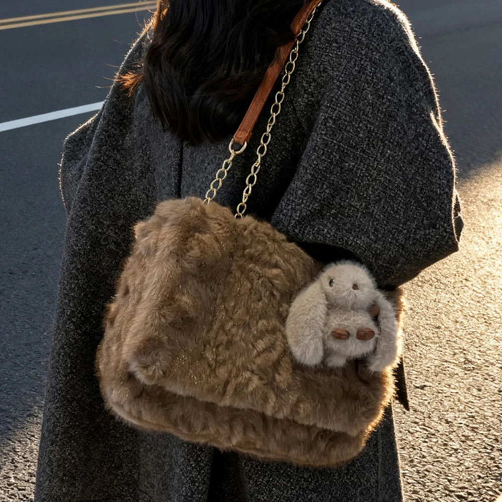 

Luxury Plush Shoulder Bag Winter Soft Warm Women Designer Handbags Fluffy Faux Fur Bags for Women Crossbody Bag Shopper Tote NEW