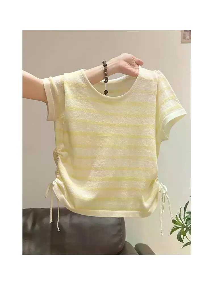 Summer Faion Yellow Striped ort Sve Women's T-irt Design Sensation Pleated Waist Slimming Top Casual Sle Polyester...