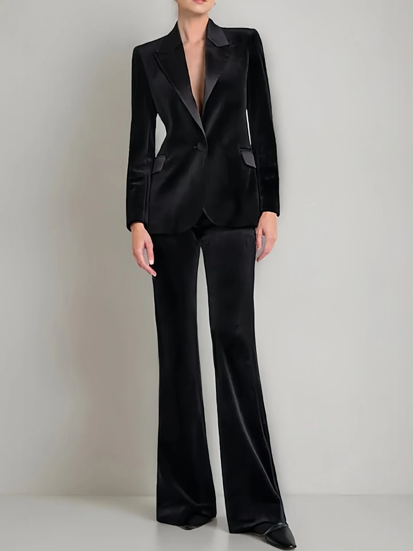 

Женский бархатный комплект приталенного пиджака и брюк, официальный вечерний банкетный костюм, элегантная офисная одежда. Женский костюм из двух предметов.