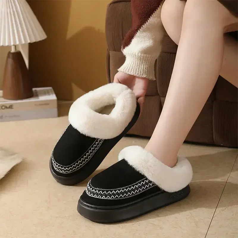 Damen-Hausschuhe aus Kunstwildleder, dick, warm, lang, mit Plüschfell, Winter-Plateau-Schneestiefel für drinnen und draußen, bestickte Herren-Mules-Schuhe – Detail 9