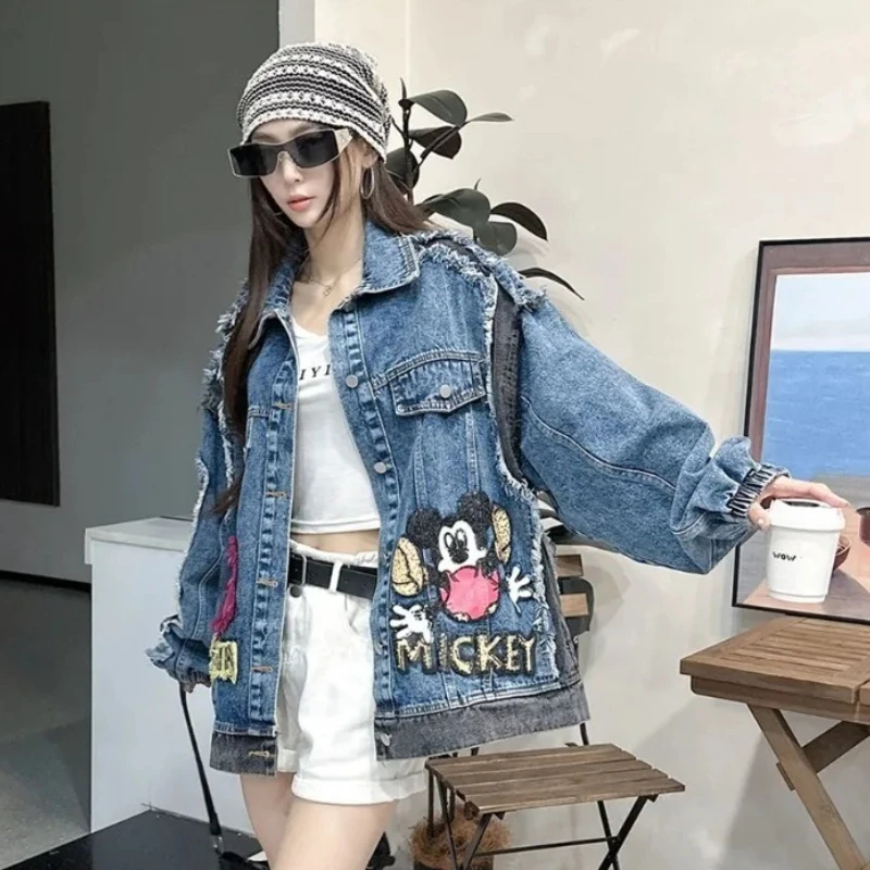 Kurtka dżinsowa vintage z haftem Myszki Miki - postarzany wygląd i napisem "AND SIN NO MORE!". Slogan, odzież uliczna w stylu Y2K do codziennego noszenia