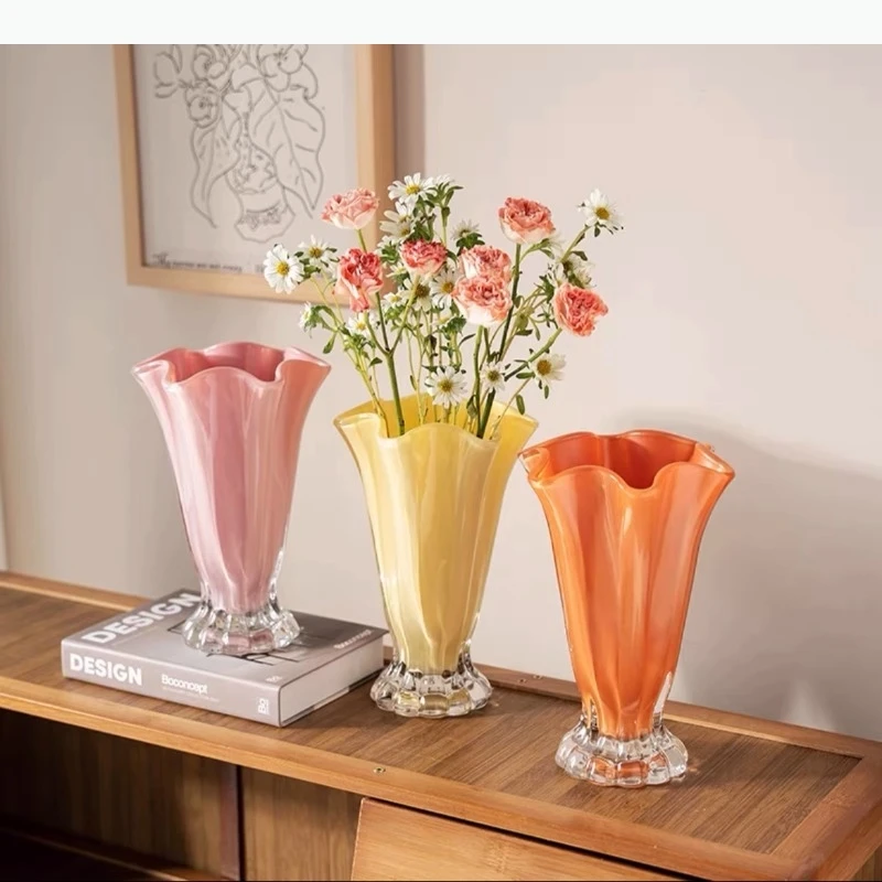 Wave Edged Glass Vase Artistic Flower Vessels Waterborne Flower Arrangement Ornament Hydroponic Vase Decorative Vases Crafts