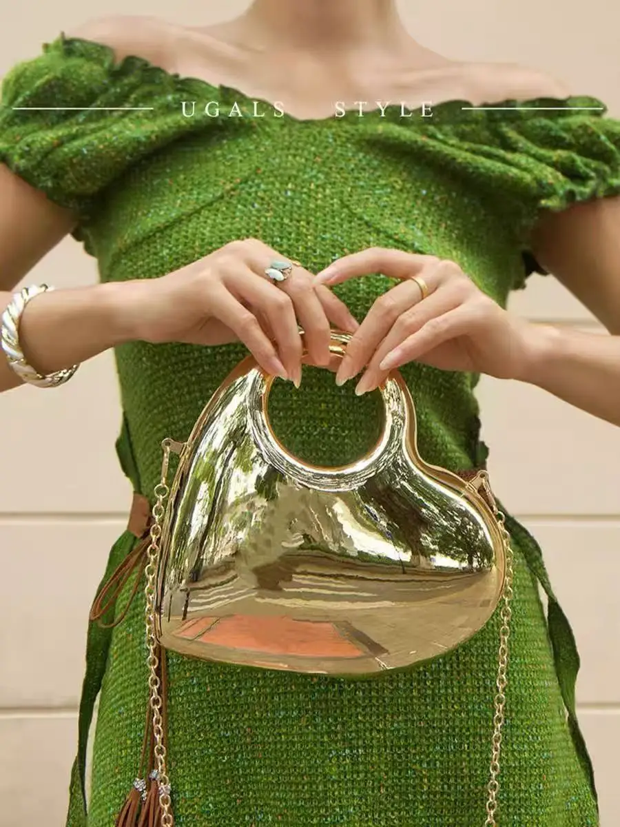 

Fashion Heart Shaped Acrylic Clutch Purse Shiny Mirror Women Handbag Wedding Party Banquet Bag Female Shoulder Crossbody Bag