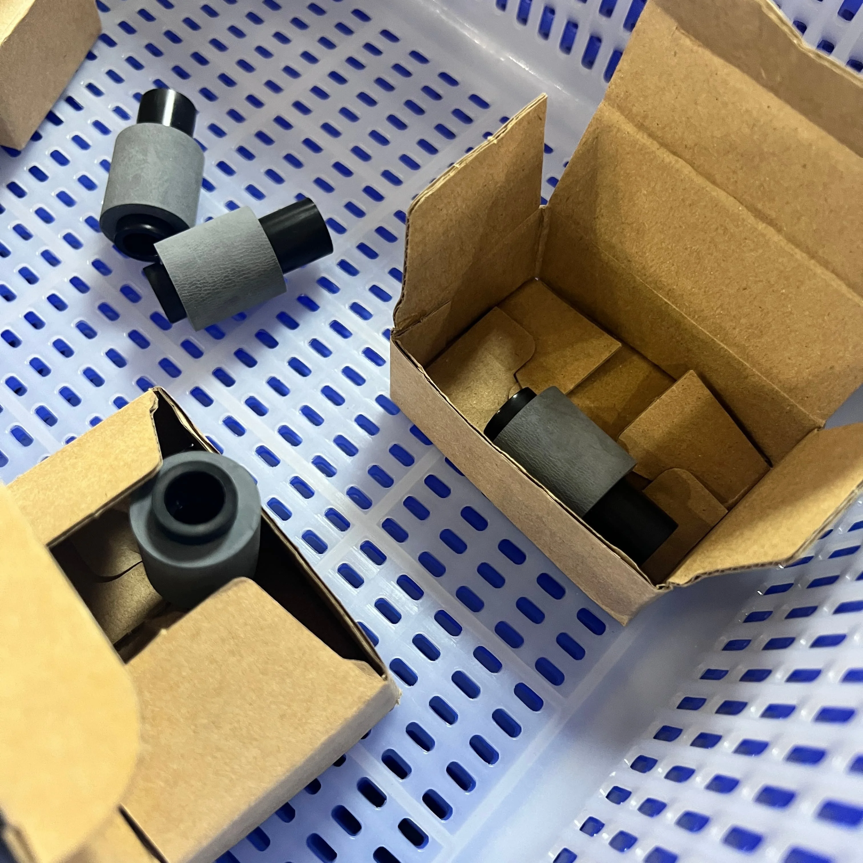 

10 шт. A806-1321 B477-2226 B477-2225 Ролик захвата ADF для Ricoh Aficio 1055 1060 1075 1085 2051 2060 2075 2090 2105 3260C 550 650