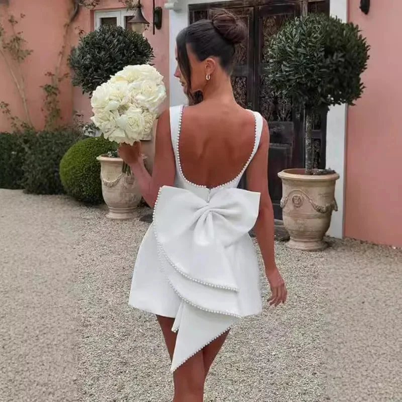 Bianco Perla Backless Bow Evening Party Mini Abiti Donna 2024 Abito sexy Abiti aderenti Estate Avvolgere la vita Una linea di abiti Abiti