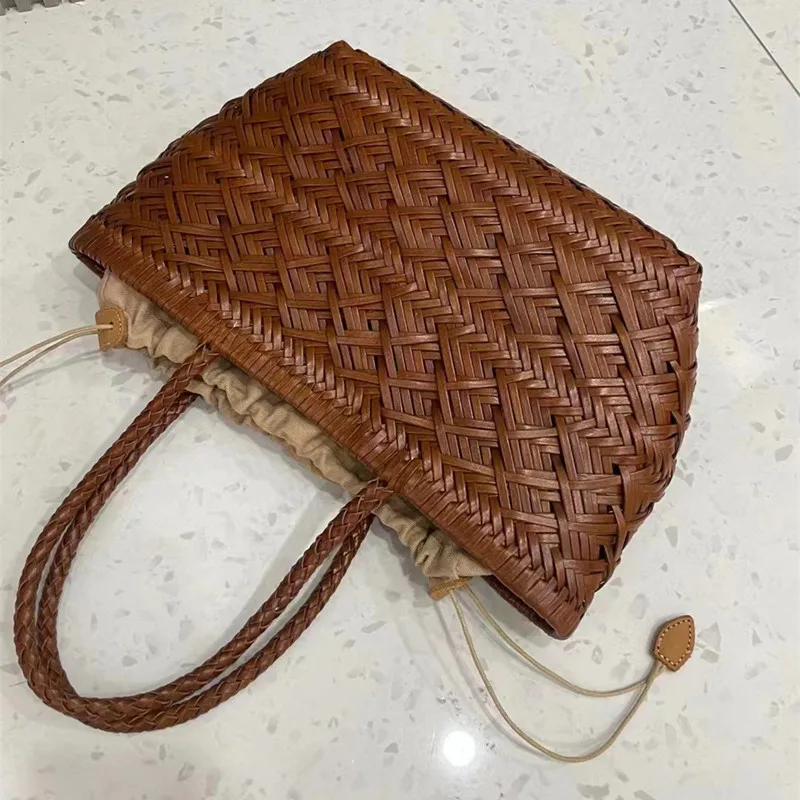 Spring and summer Retro new braided bag genuine leather pure handmade vegetable basket bag French casual all-match female bag