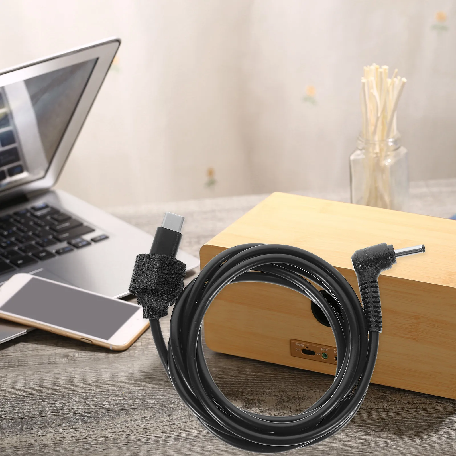 USB Type C to Dc Power Cable 3.5x1.35mm Flexible Wear-Resistant Charging Solution Compatible with USB C Chargers for Cameras