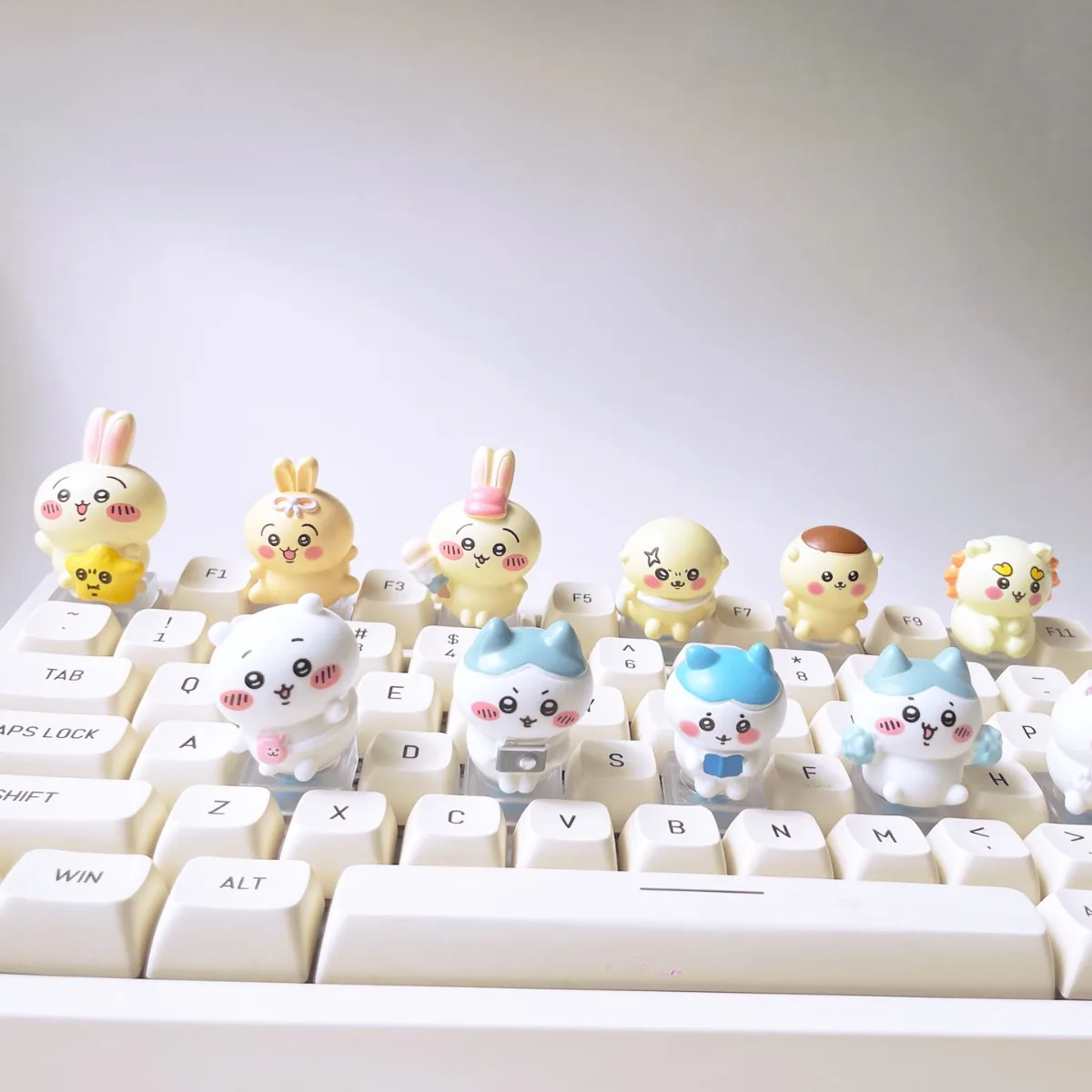 Cute Chiikawa Usagi Momonga Resin Replaceable Light Keycap for Mechanical Keyboard Kawaii Anime Cartoon Holiday Gifts Toys view 2