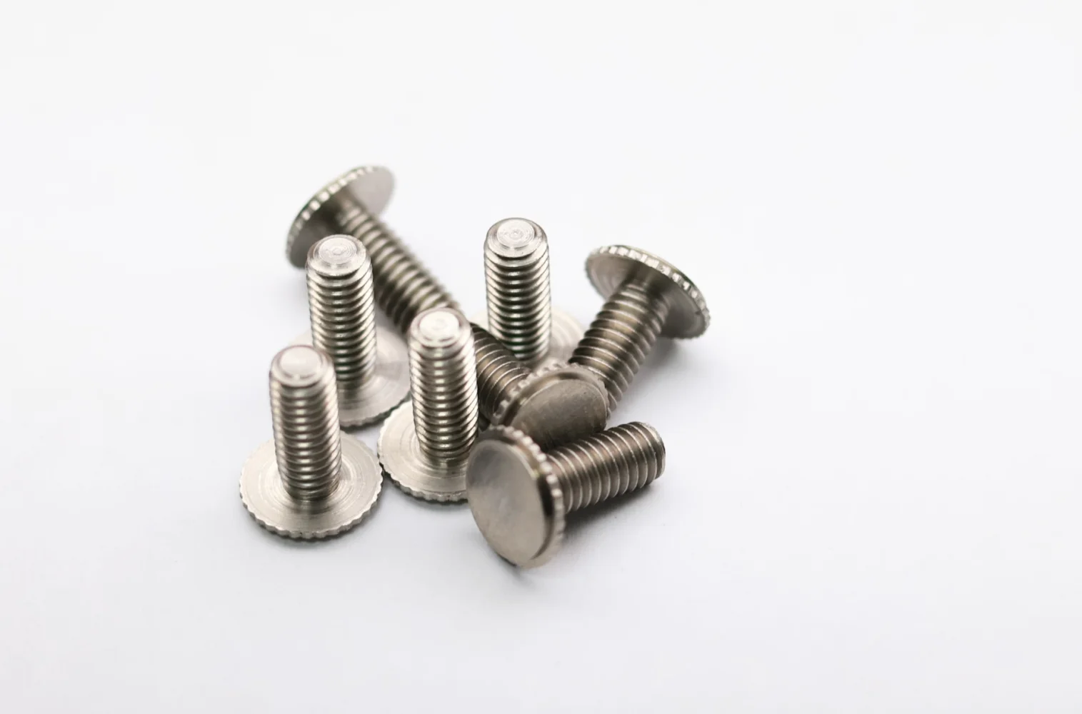 CHC-M4-16 Concealed-Head Self-Clinching Studs Stainless Steel 303 Passivation Reverse Installation Screw Fasteners On Sheets