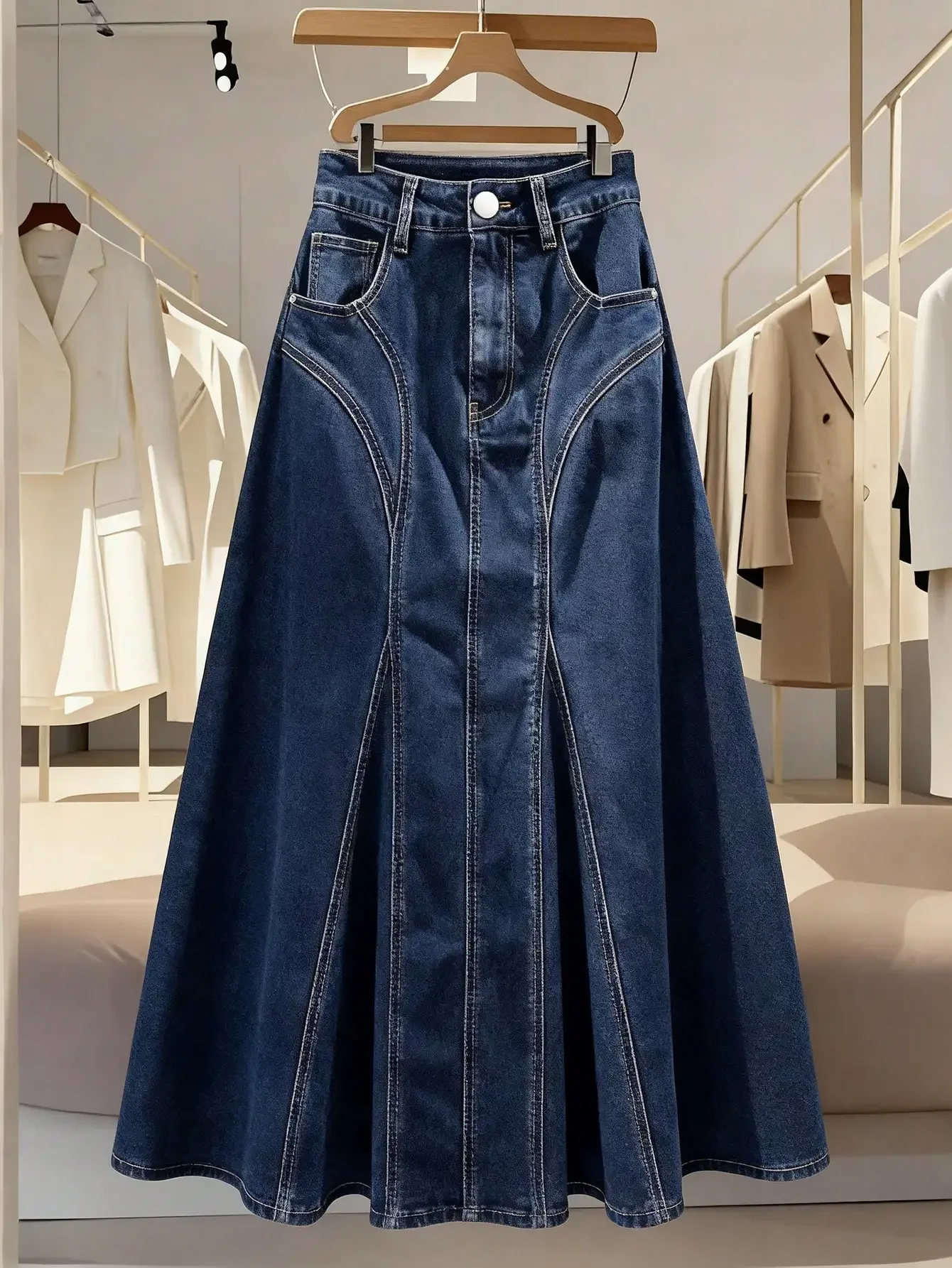 

Women's High-Waisted A-Line Denim Midi Skirt with Front Pockets and Contrast Stitching