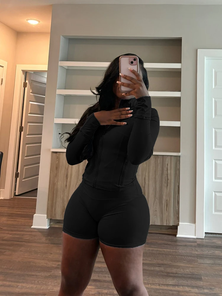 امرأة Sweatsuit 2 قطعتين مجموعة قصيرة 2025 الربيع الزي طويلة الأكمام البريدي سترة بلوزات وسراويل الدعاوى عادية مثير الركض مجموعات