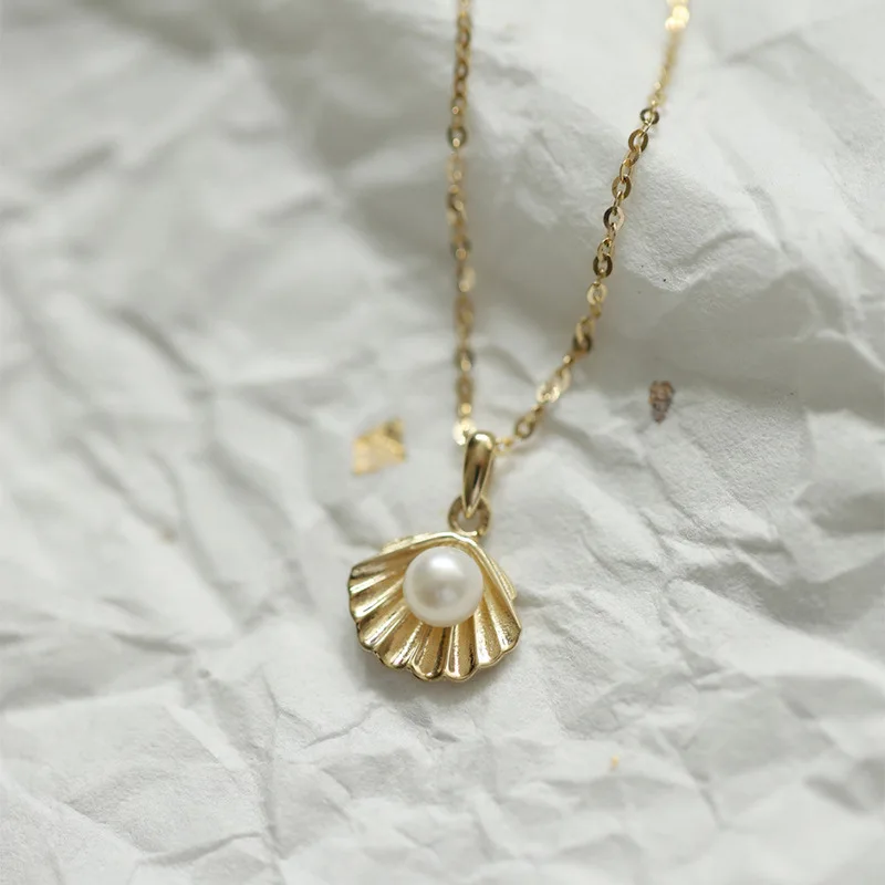 

2024 Trendy shell Pearl Pendant Minimalist collarbone necklace For Young Woman Sweet Party Wedding Jewelry Gift For Her