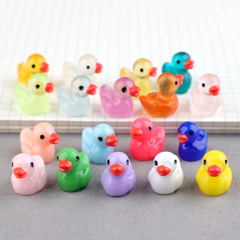 20pcs Mini 3D Duckling Resin Cabochon Flatbacks for Jewelry Making Earrings Accessories DIY Scrapbooking Decor Craft Small Duck