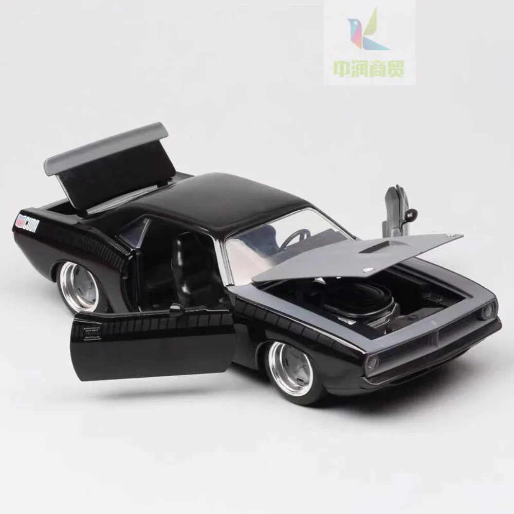 Jada 1:24 Letty's Plymouth Barracuda Fast & Furious 7 Diecast Model Car, Black American Muscle Collectible view 5