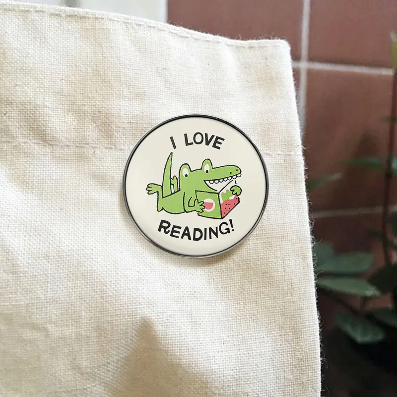 I Love Books Cute Reading Crocodile UV Printing Badge Cartoon Animal Pin  Brooch Lapel Backpack Jewelry Gift