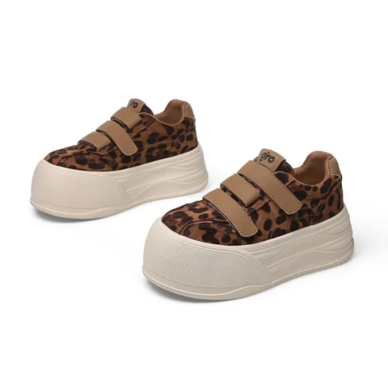 Fashion Round Toe Thick Sole Women's Sneakers Height Increased Casual Loafers 2026 New Simple Solid Women Shoes Tênis Feminino