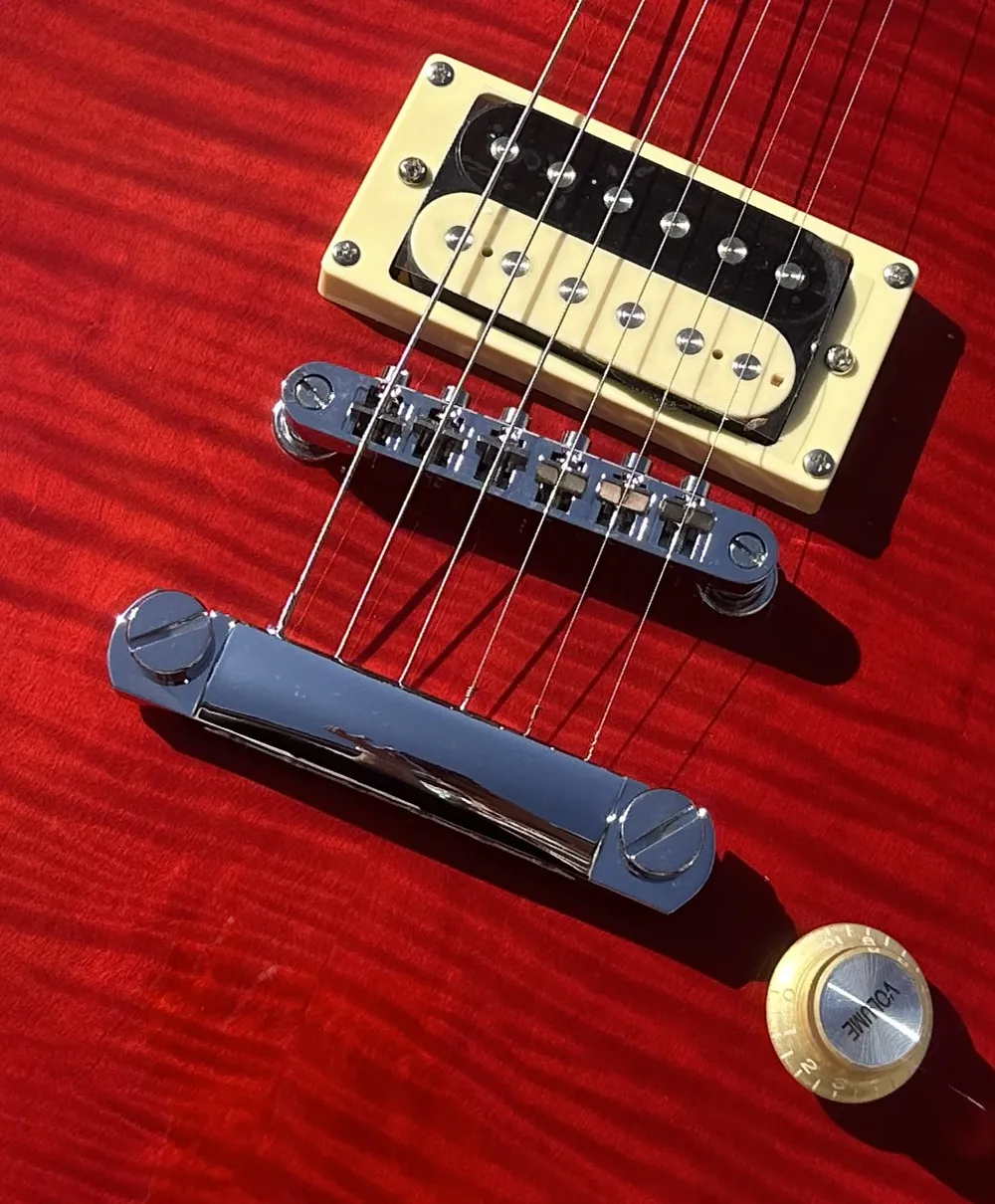 Standard electric guitar, wine red tiger print LP, small mini open cartridge, yellow knob, in stock, lightning package